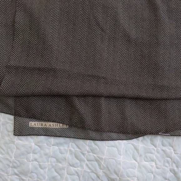 Laura Ashley scarf - Picture 1 of 4